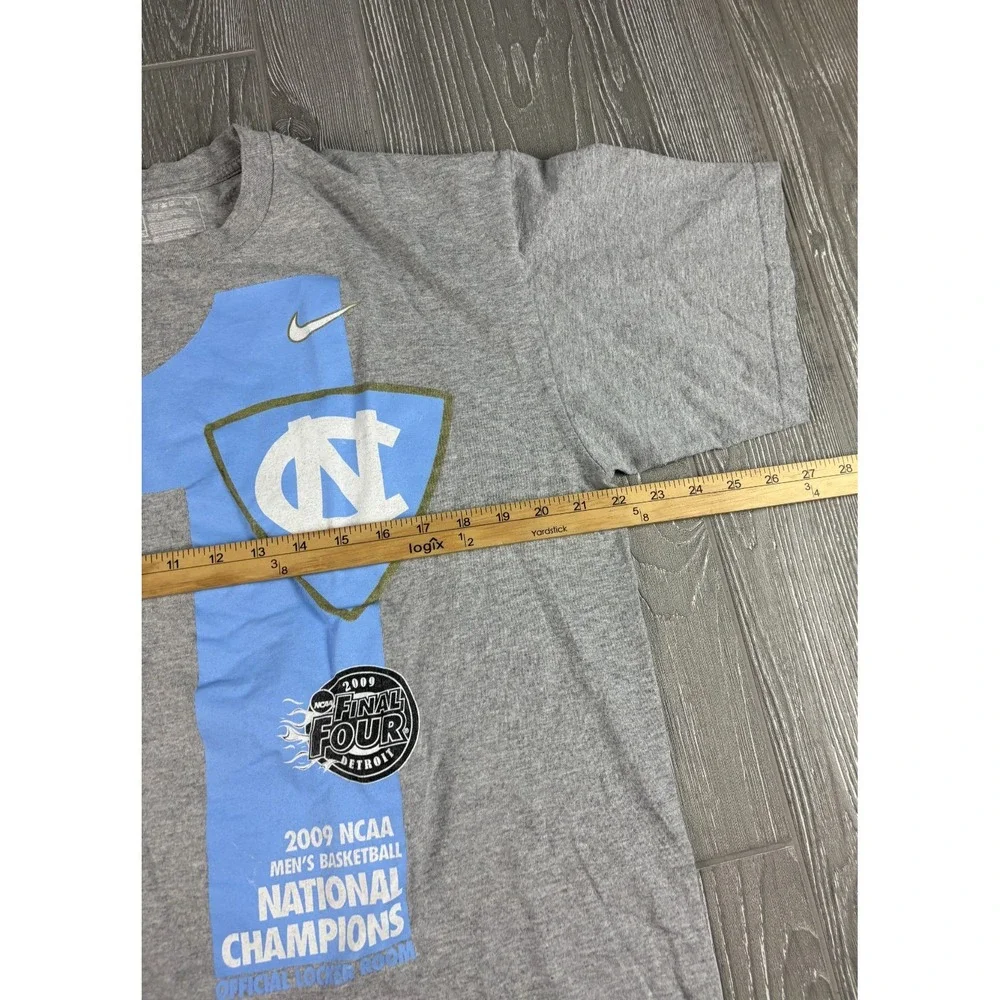 Vintage Nike NCAA 2009 Final Four Unisex Large TShirt
